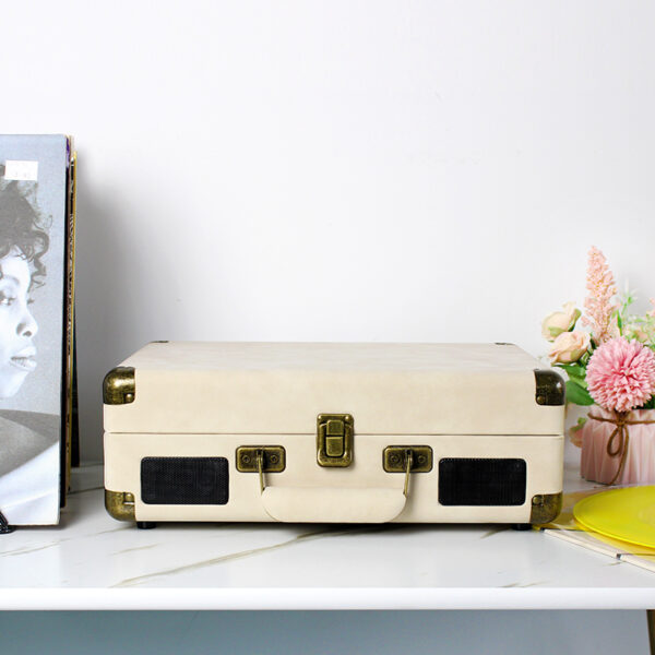 Creme Leather Suitcase-style Record Player - Image 4